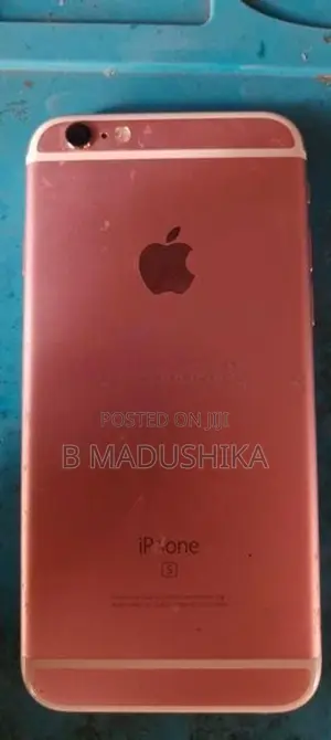 Apple iPhone 6S (Used)