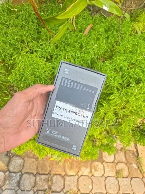 Samsung Galaxy S25 (Used)