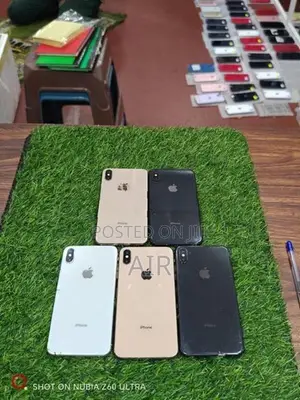 Apple iPhone XR 256GB (Used)