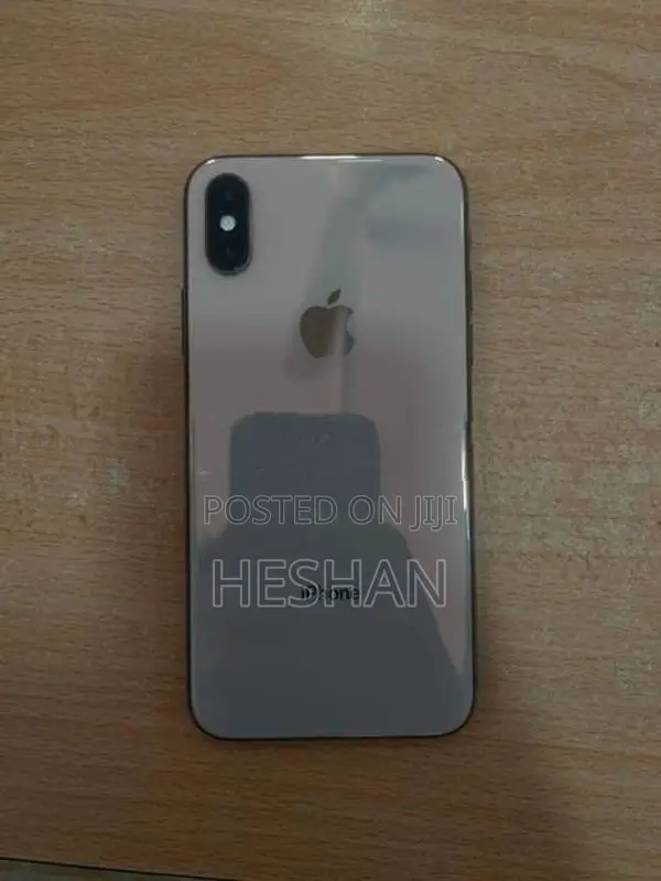 Apple iPhone XS (Used)