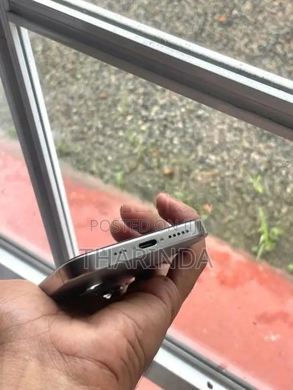Apple iPhone 15 Pro (Used)