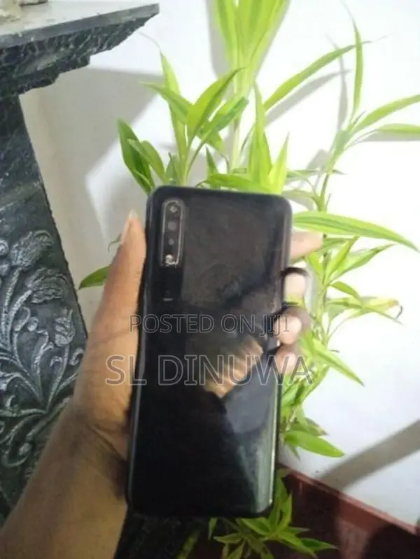 Oppo A31 (Used)