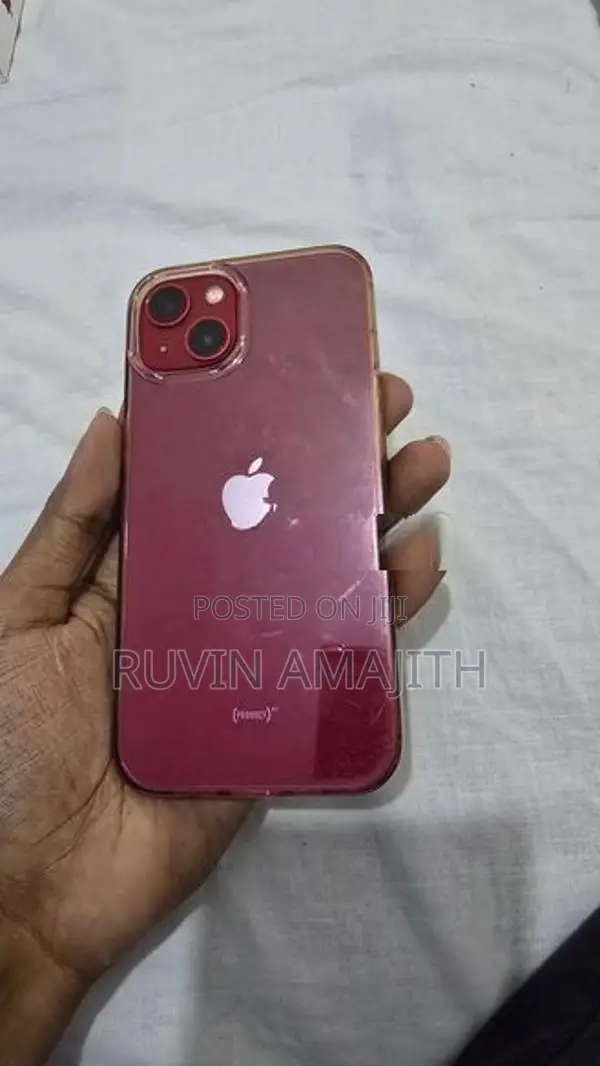 Apple iPhone 13 (Used)