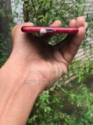 Apple iPhone 8 (Used)