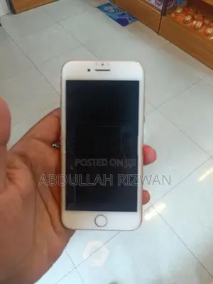 Apple iPhone 8 (Used)