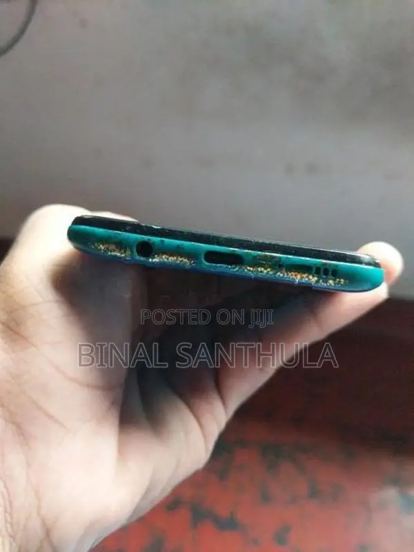 Samsung Galaxy A50 S (Used)
