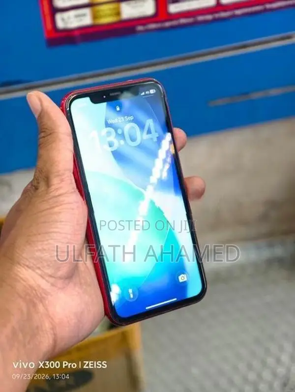 Apple iPhone 11 (Used)