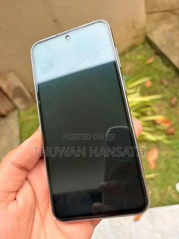 Samsung Galaxy S23 FE (Used)