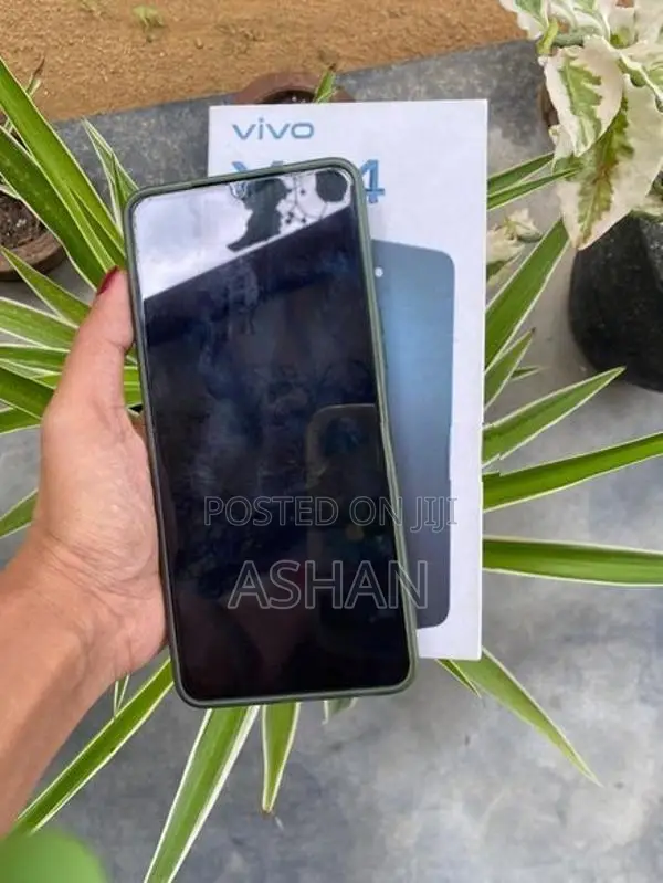Vivo Y04 (Used)