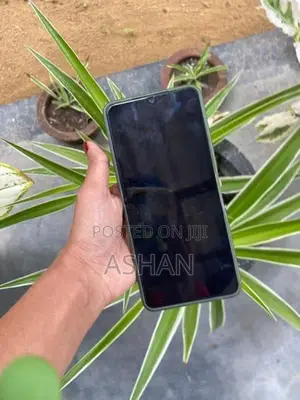Vivo Y04 (Used)