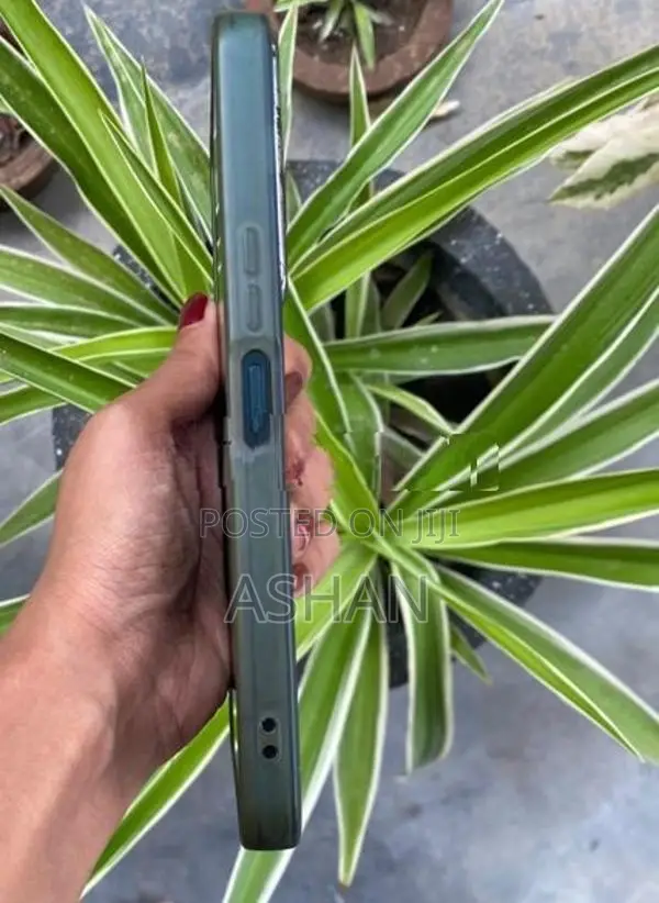 Vivo Y04 (Used)