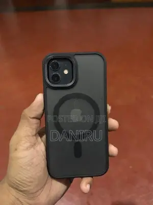 Apple iPhone 12 (Used)