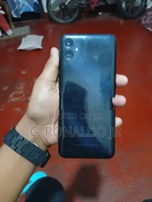 Samsung Galaxy A04e (Used)