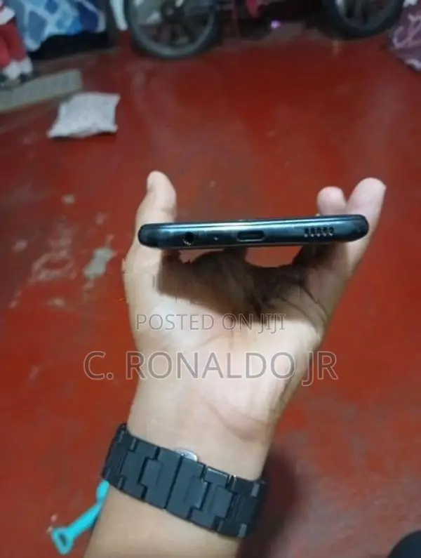 Samsung Galaxy A04e (Used)