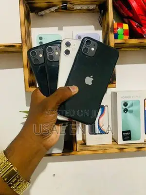 Apple iPhone 11 (Used)