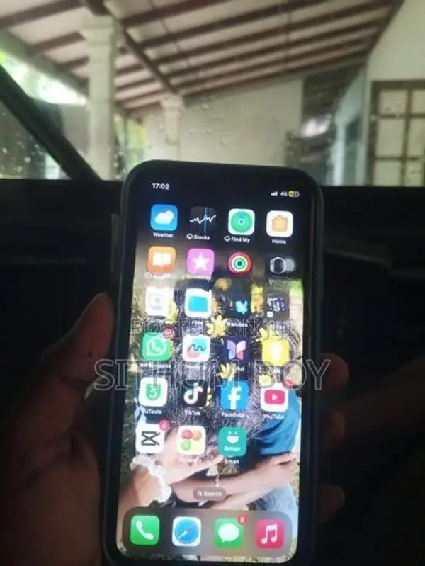 Apple iPhone 11 (Used)