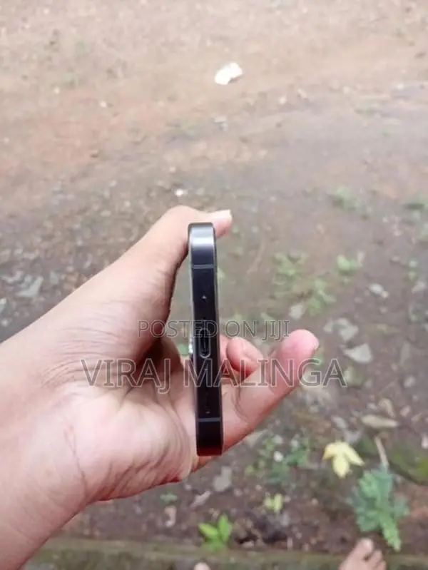 Samsung Galaxy S24 FE (Used)