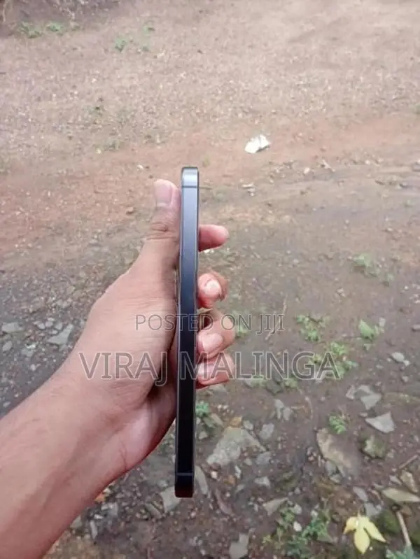 Samsung Galaxy S24 FE (Used)