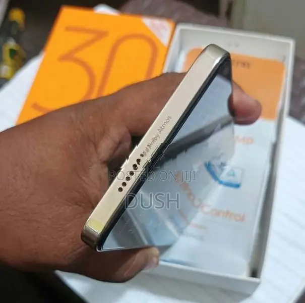 Tecno Spark 30 128GB (Used)