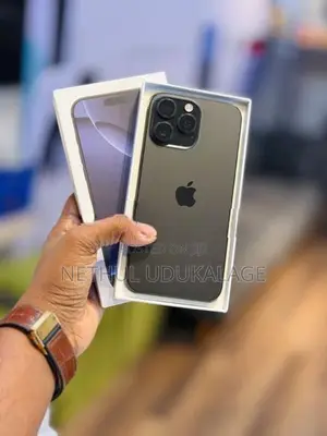 Apple iPhone 16 Pro Max 256GB|BlackTitanium (Used)
