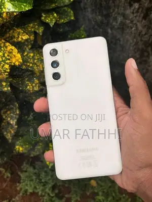 Samsung Galaxy S21 FE (Used)