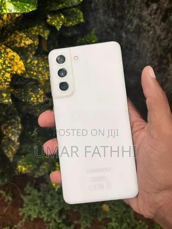 Samsung Galaxy S21 FE (Used)