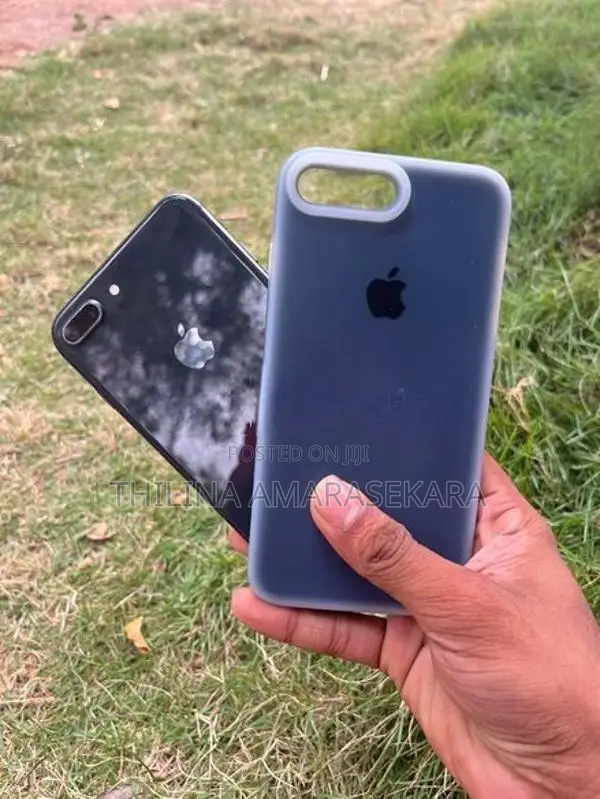Apple iPhone 8 Plus (Used)