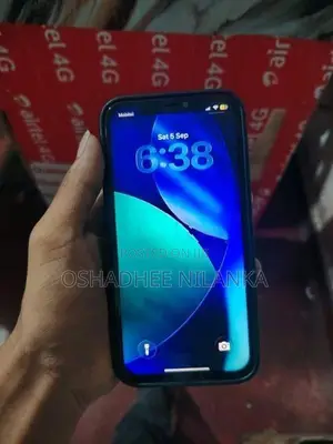 Apple iPhone 12 (Used)