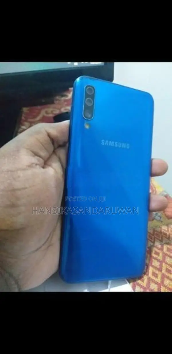 Samsung Galaxy A50 (Used)