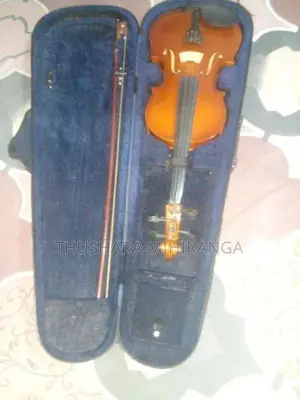 Lark Violin