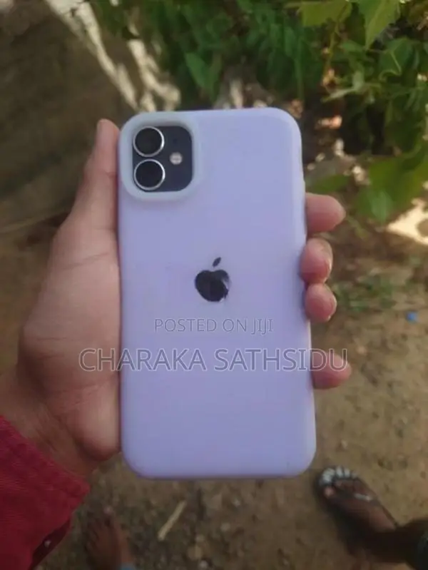 Apple iPhone 11 (Used)