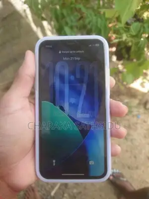 Apple iPhone 11 (Used)
