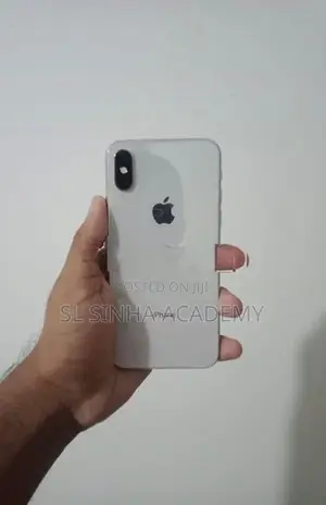 Apple iPhone XS (Used)