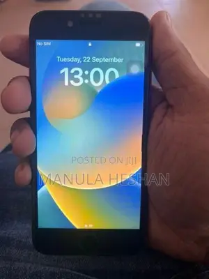 Apple iPhone 8 (Used)
