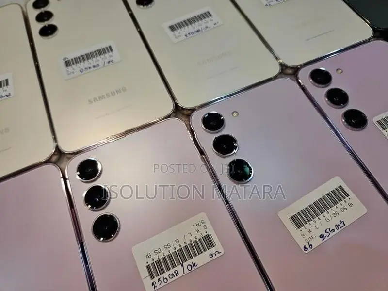 Samsung Galaxy S23 256GB (Used)