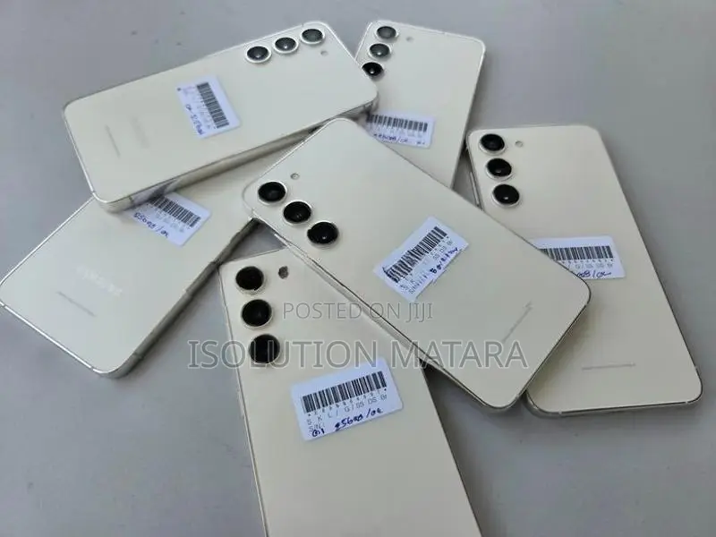 Samsung Galaxy S23 /8/256GB (Used)