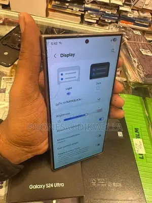 Samsung Galaxy S24 Ultra (Used)