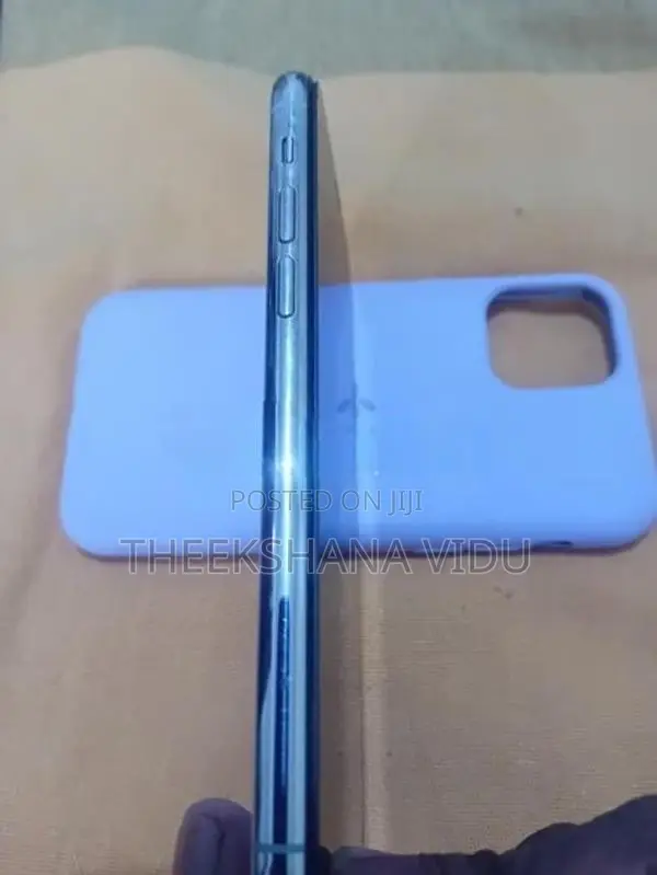 Apple iPhone 11 Pro (Used)