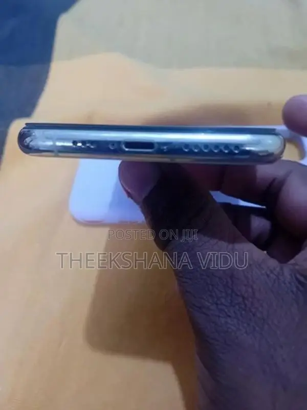 Apple iPhone 11 Pro (Used)