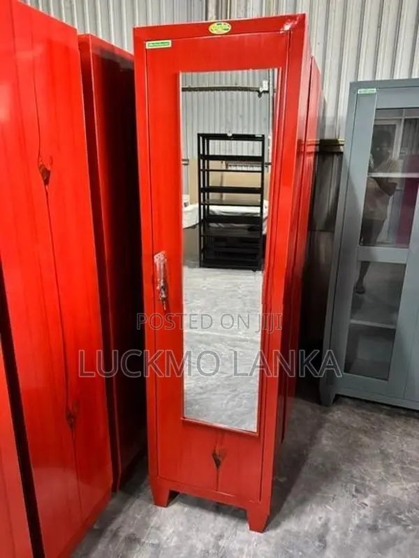New 6x1.5 Size One Door Steel Cupboard With Mirror (Vv7)
