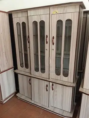 3 Door O/C Cupboard (K-42)