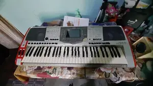 Yamaha Psr 2000