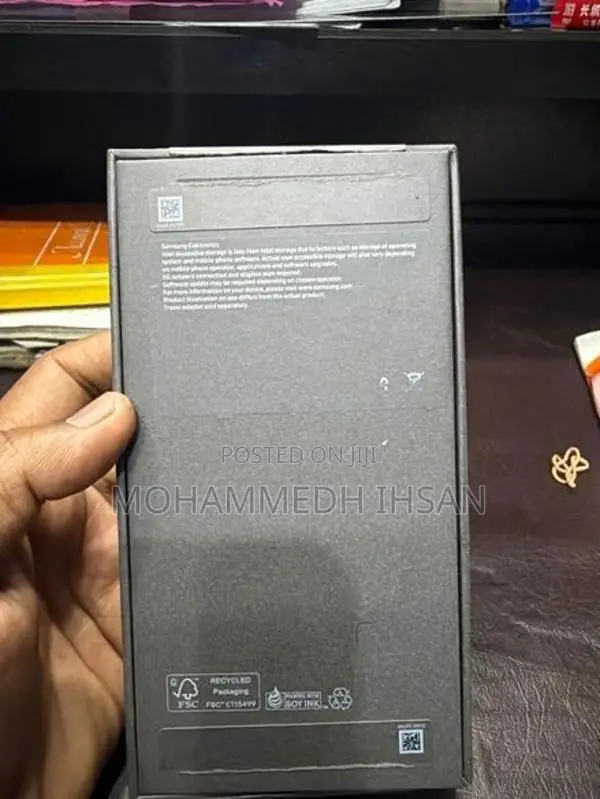 Samsung Galaxy S26 (Brand New)
