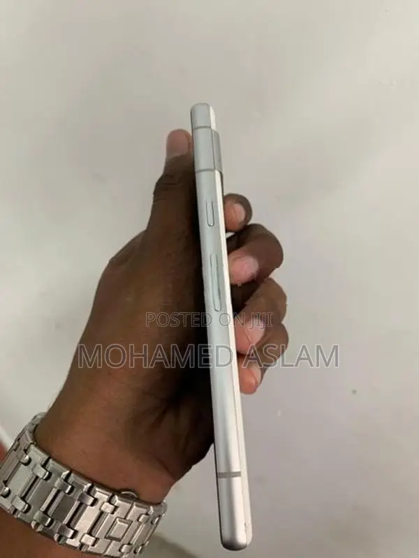 Google Pixel 7a (Used)