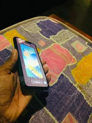 Apple iPhone X (Used)
