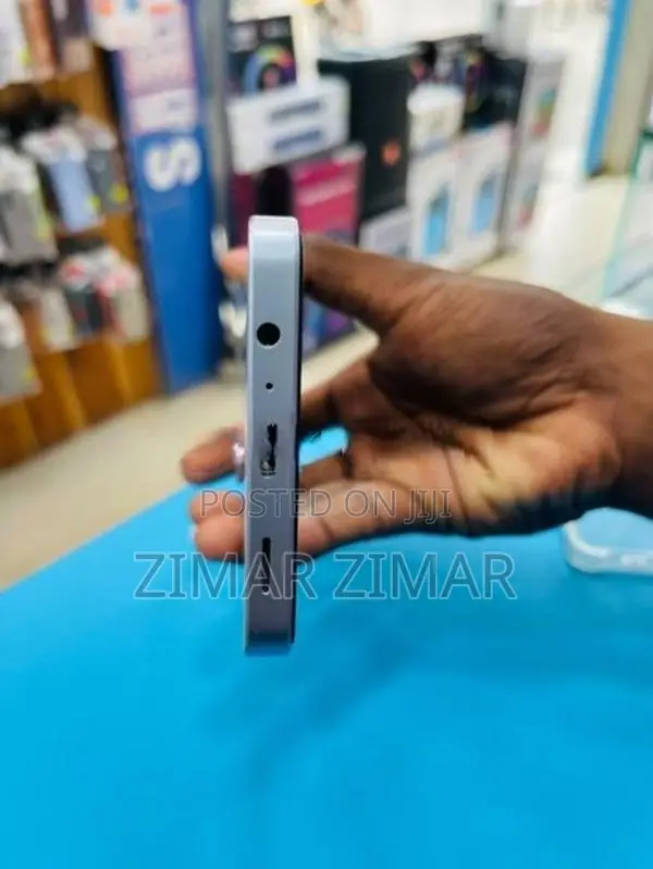 Samsung Galaxy A06 (Used)