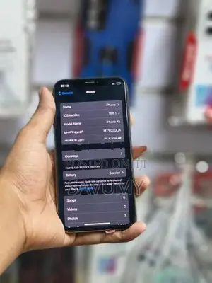 Apple iPhone XS (Used)