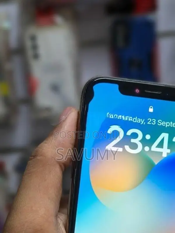 Apple iPhone XS (Used)
