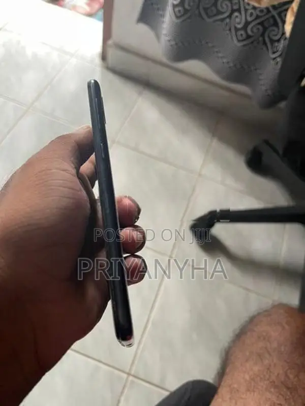 Samsung Galaxy A10 (Used)