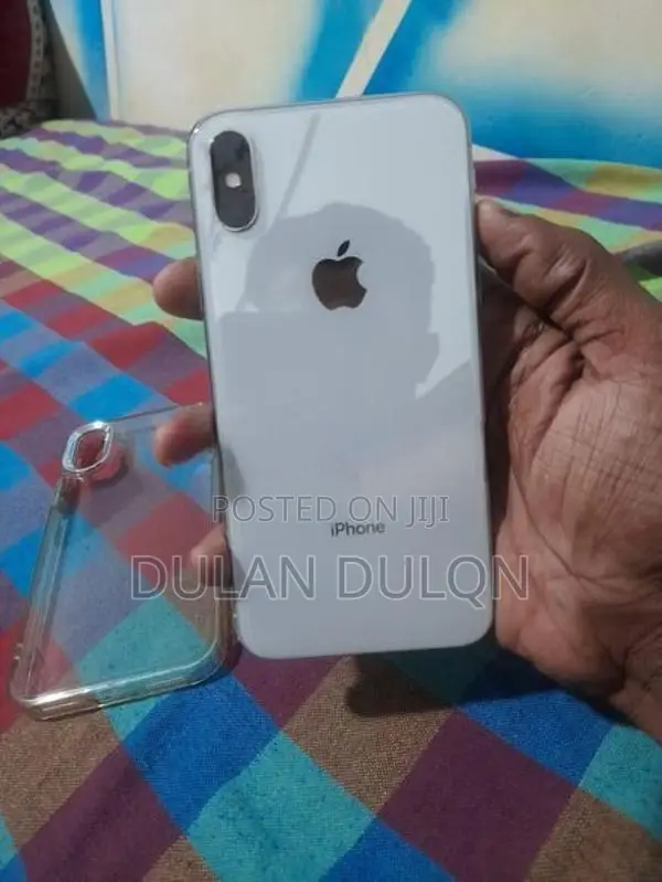 Apple iPhone X (Used)
